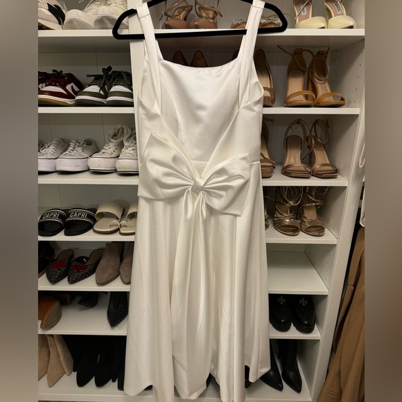 Bridal Dress - Picture 4 of 5